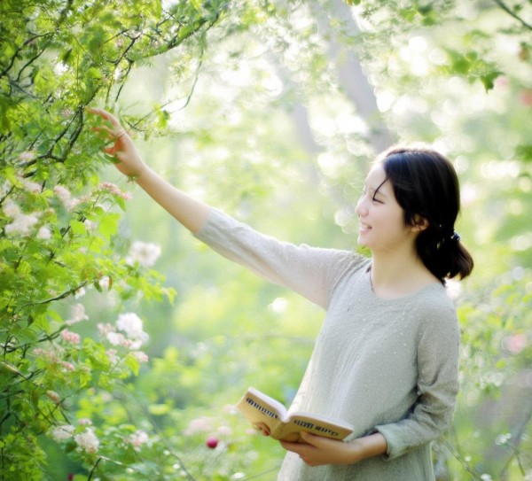 漫步心语，回忆里的美好句,心情漫步，用回忆编织美好的句子,画卷,温馨,夏日午后,第1张